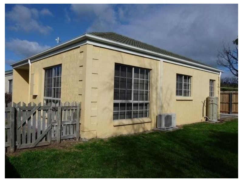2/7 Pine Avenue, Newstead TAS 7250