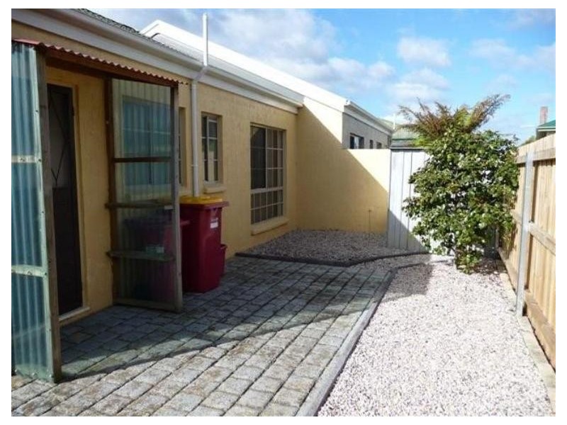 2/7 Pine Avenue, Newstead TAS 7250