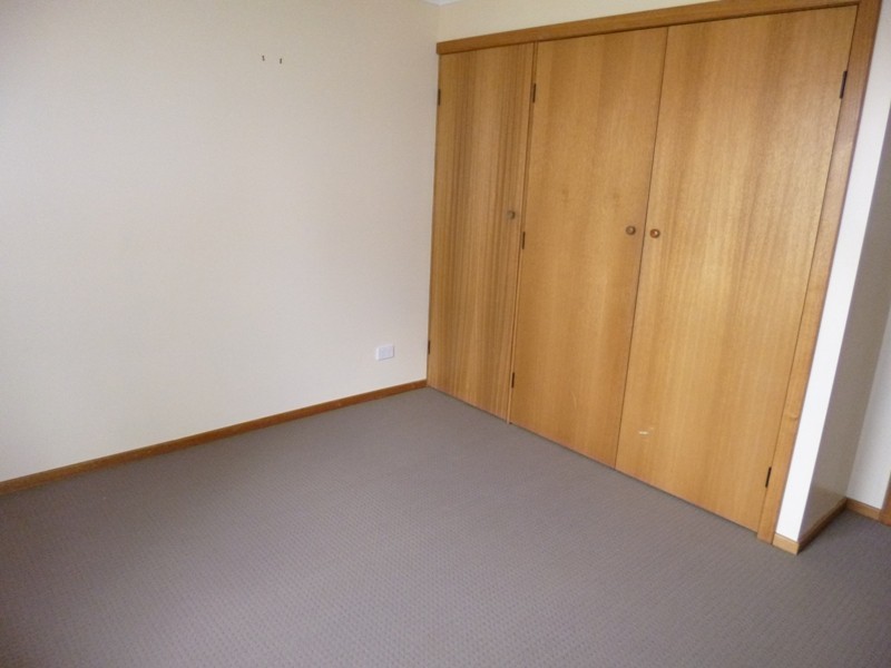 2/6 Norman Court, Newnham TAS 7248