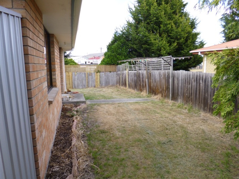 2/6 Norman Court, Newnham TAS 7248