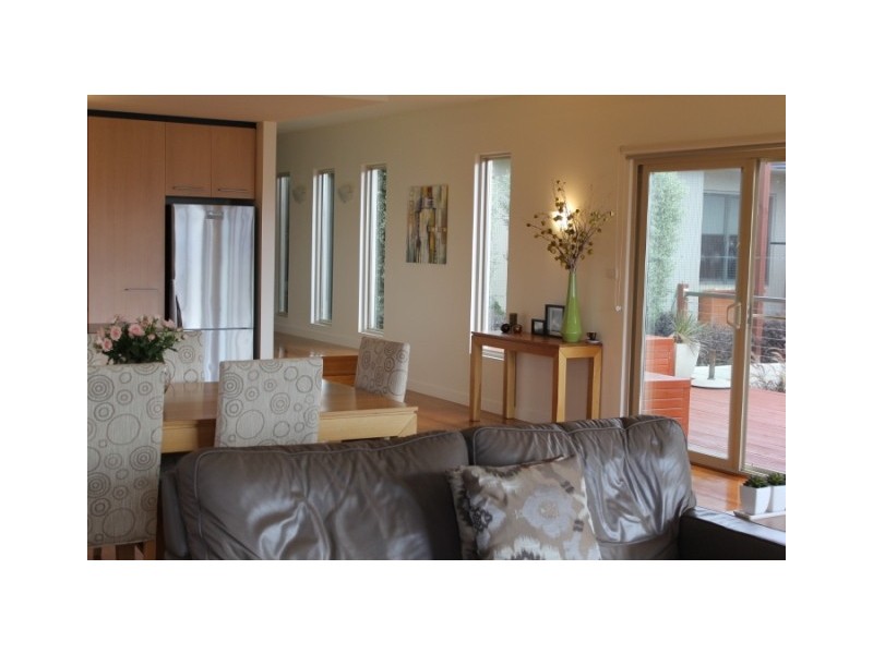 8 Bronte Court, Riverside TAS 7250