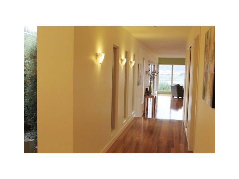 8 Bronte Court, Riverside TAS 7250