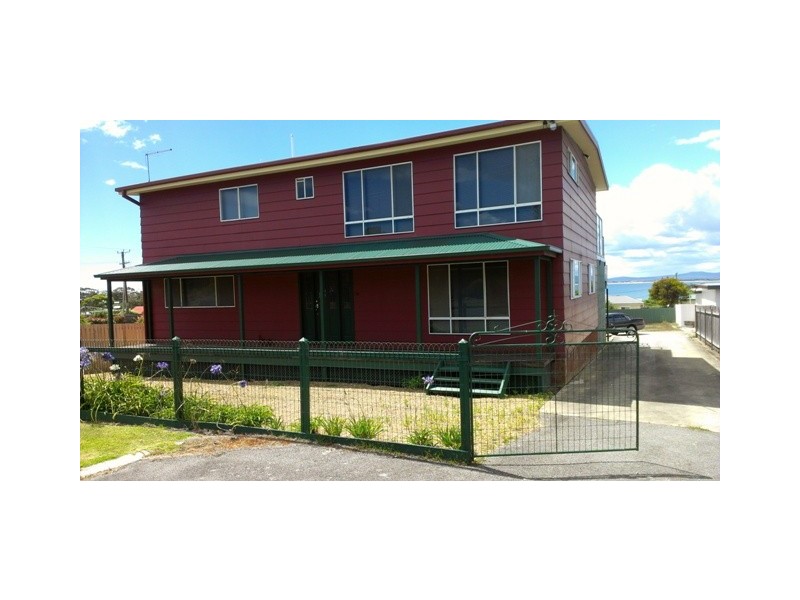 90 Richard Street, Bridport TAS 7262