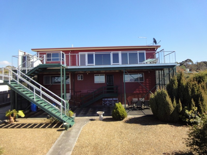 90 Richard Street, Bridport TAS 7262