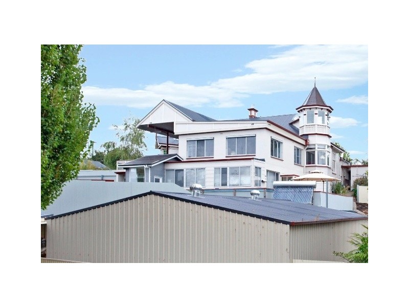 10 Croydon Avenue, Newstead TAS 7250