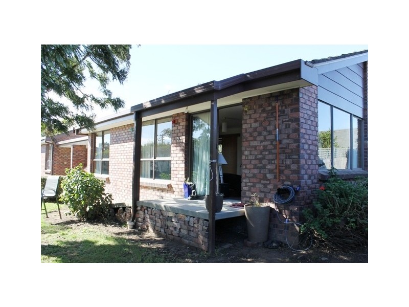 2/71 Franmaree Road, Newnham TAS 7248