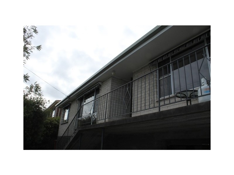 20 Julie Crescent, Newnham TAS 7248