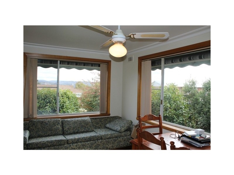 20 Julie Crescent, Newnham TAS 7248
