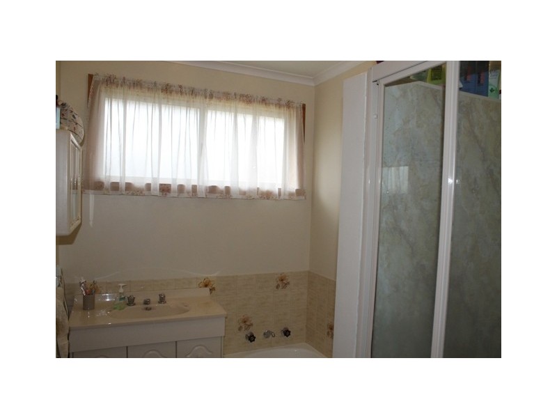 20 Julie Crescent, Newnham TAS 7248