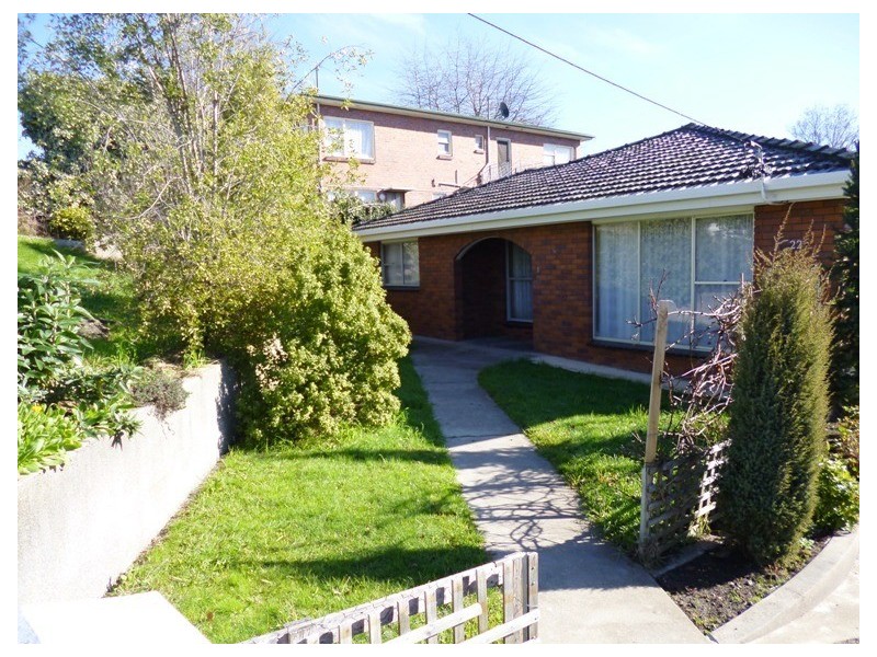 1/22 Connaught Crescent, West Launceston TAS 7250