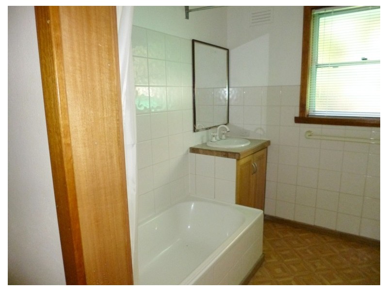 1/22 Connaught Crescent, West Launceston TAS 7250