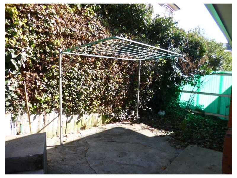 1/22 Connaught Crescent, West Launceston TAS 7250