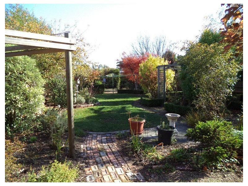 13 Birdwood Street, Mowbray TAS 7248