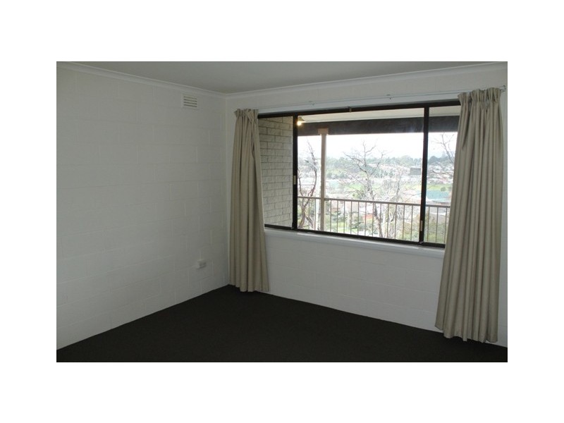 1/60 Ernest Street, Kings Meadows TAS 7249