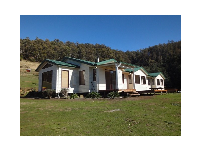 327 Rowleys Hill Road, Karoola TAS 7267