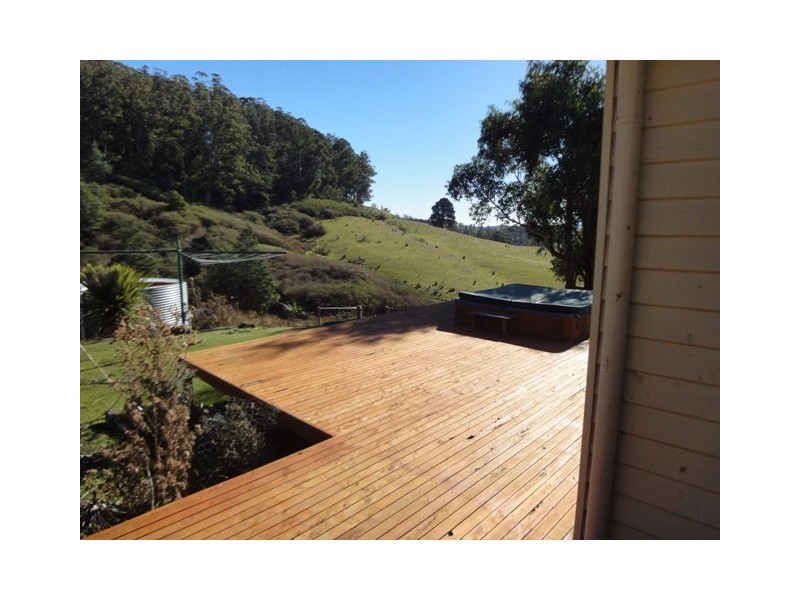 327 Rowleys Hill Road, Karoola TAS 7267