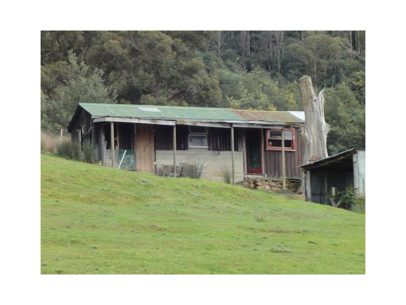 327 Rowleys Hill Road, Karoola TAS 7267