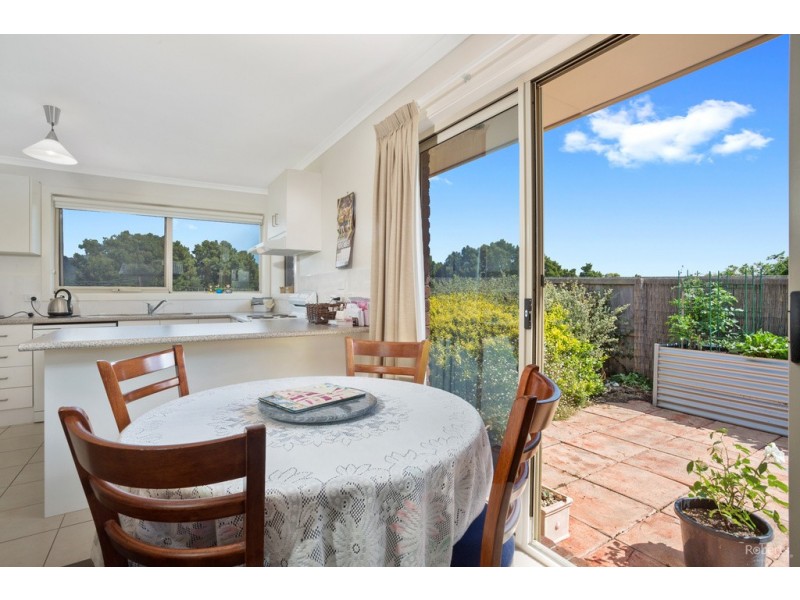 2/65 Bindaree Road, Legana TAS 7277