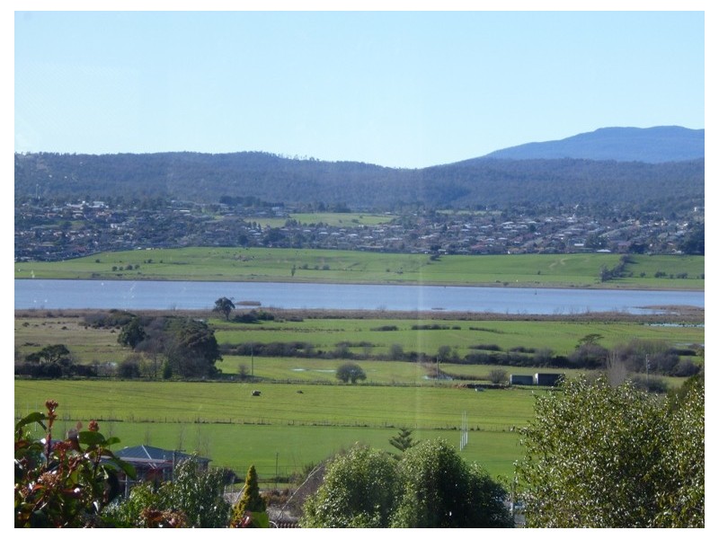 80 Dion Crescent, Riverside TAS 7250