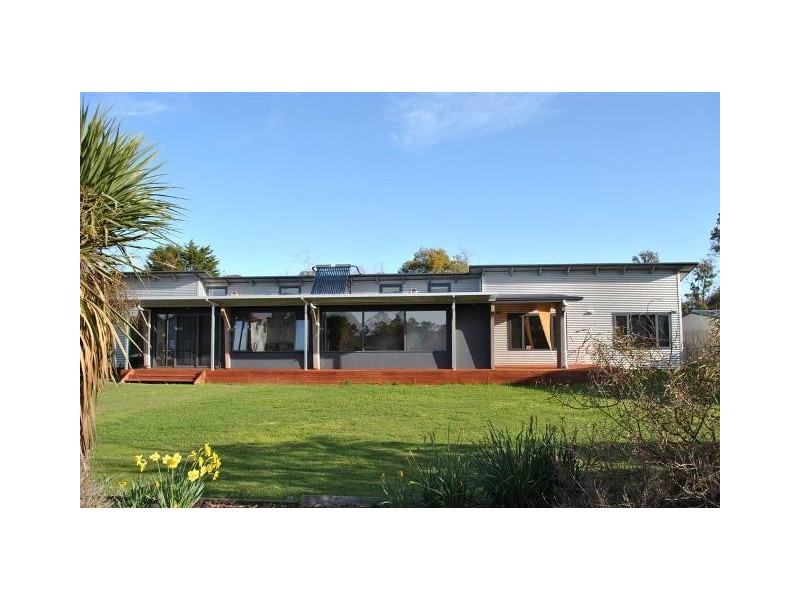 6 Carl Court, Swan Point TAS 7275