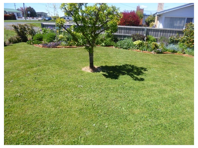 152 Emu Bay Road, Deloraine TAS 7304