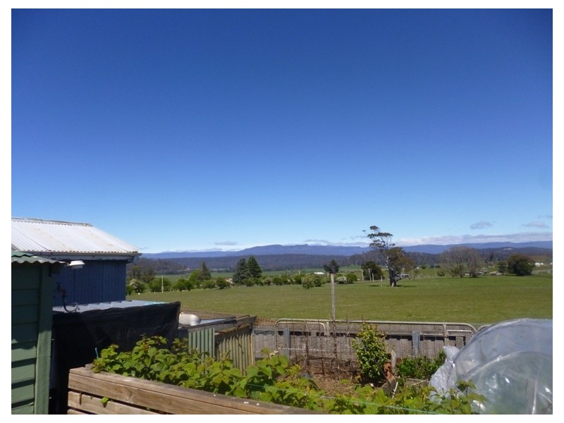 152 Emu Bay Road, Deloraine TAS 7304
