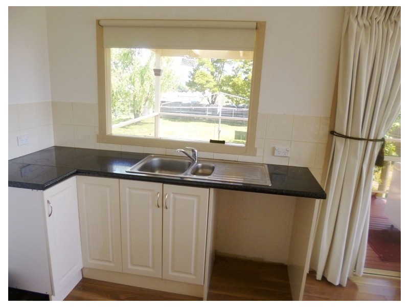 6 Mercer Street, St Leonards TAS 7250