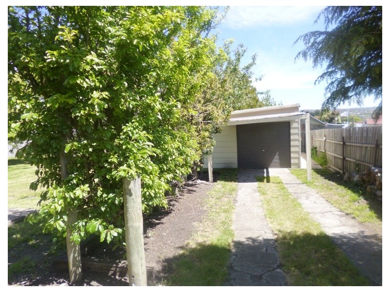 6 Mercer Street, St Leonards TAS 7250