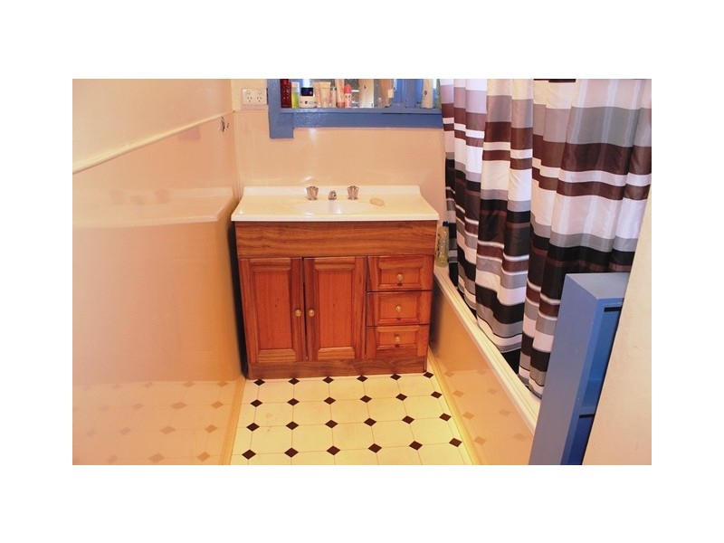 3 Veulalee Ave, Trevallyn TAS 7250