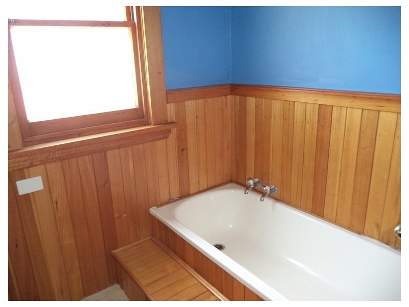 1 Allawah Street, Trevallyn TAS 7250