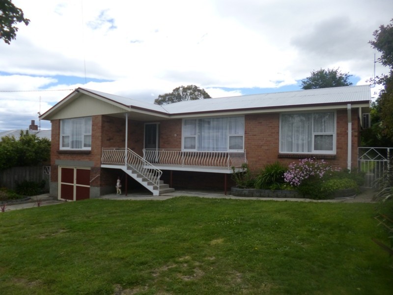 15 Cedar Street, Newnham TAS 7248