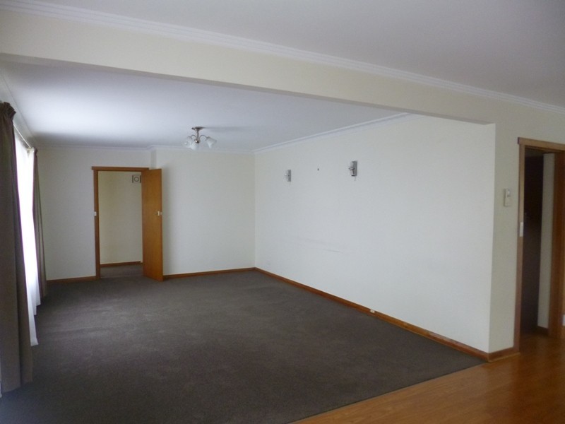 15 Cedar Street, Newnham TAS 7248