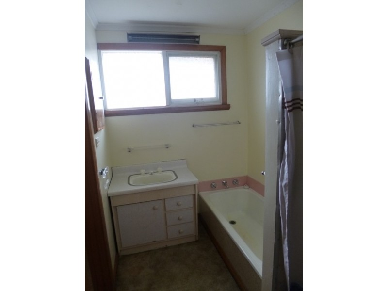 11 Clark Street, Mowbray TAS 7248