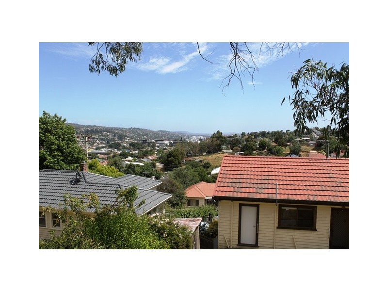 16 Legana Street, South Launceston TAS 7249