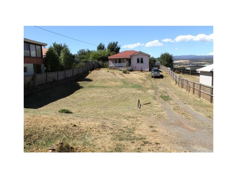 3 Strahan Road, Newstead TAS 7250