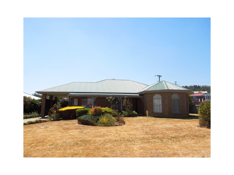 2 Village Court, St Leonards TAS 7250