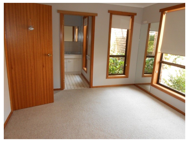 4 Burswood Terrace, Prospect TAS 7250