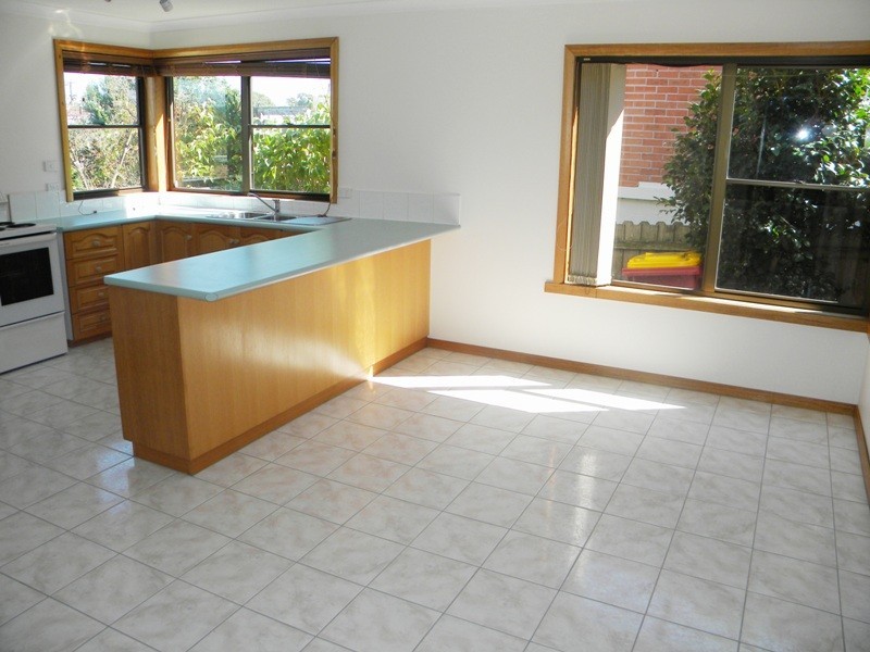 5 Parua Road, Newnham TAS 7248
