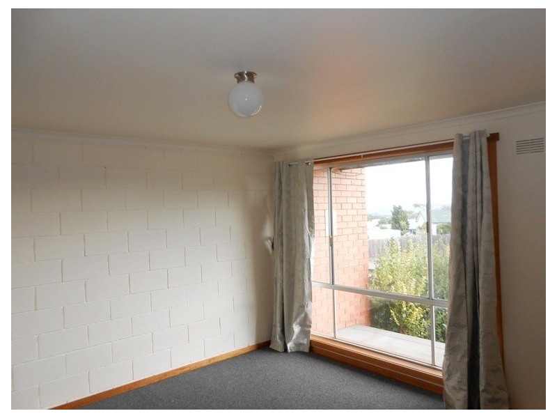 2/76 Georgetown Road, Newnham TAS 7248