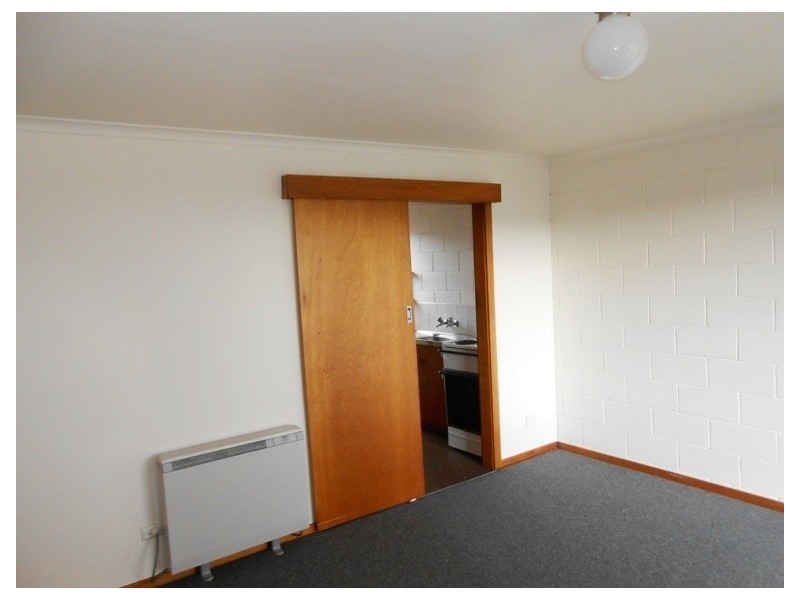 2/76 Georgetown Road, Newnham TAS 7248