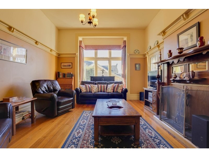 16 Lime Avenue, Newstead TAS 7250