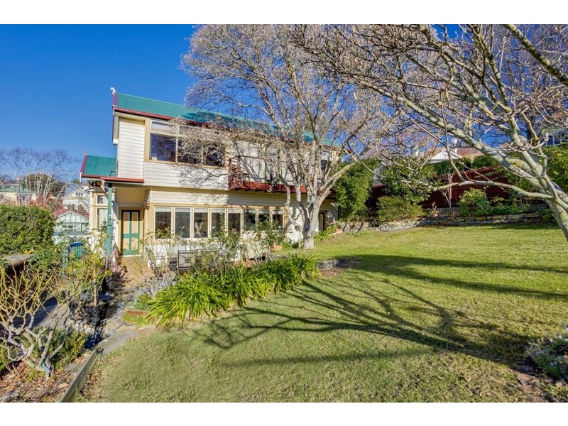 16 Lime Avenue, Newstead TAS 7250