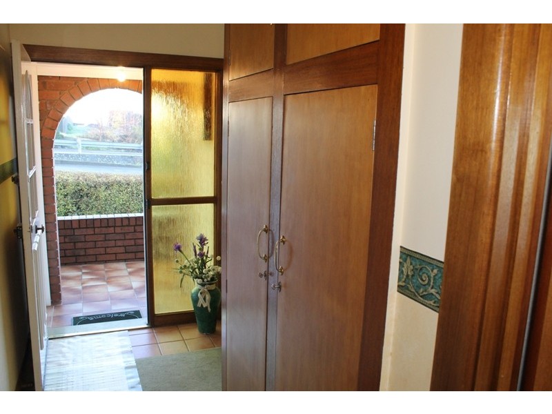 9 Quarantine Road, Kings Meadows TAS 7249