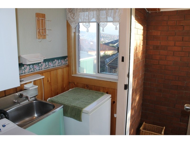 9 Quarantine Road, Kings Meadows TAS 7249