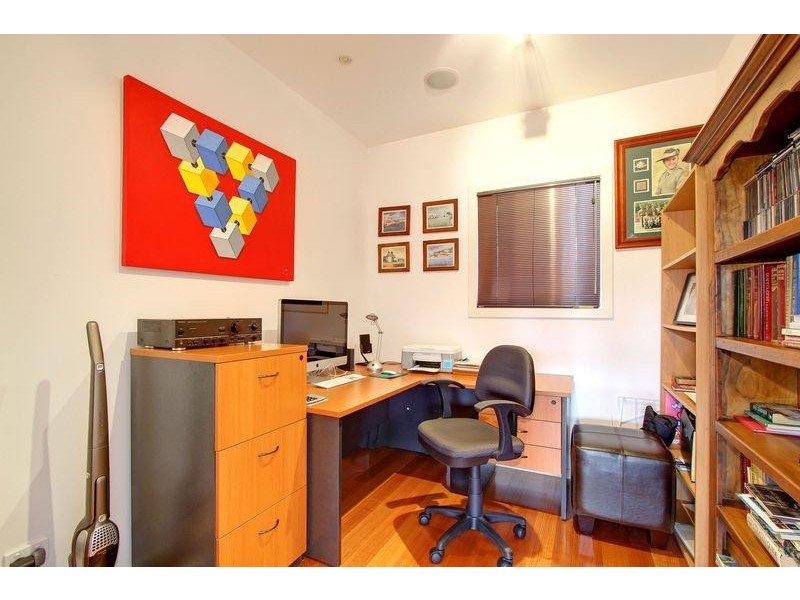 2/5 England Place, Newstead TAS 7250