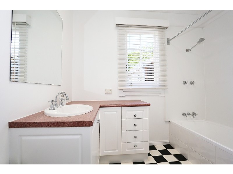 4 Vernon Street, South Launceston TAS 7249