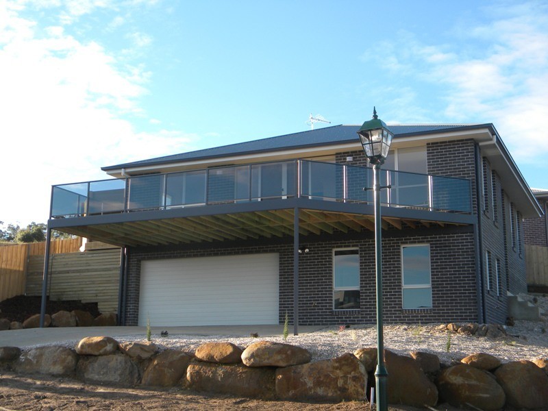 1/14 Kate Reed Drive, Prospect TAS 7250