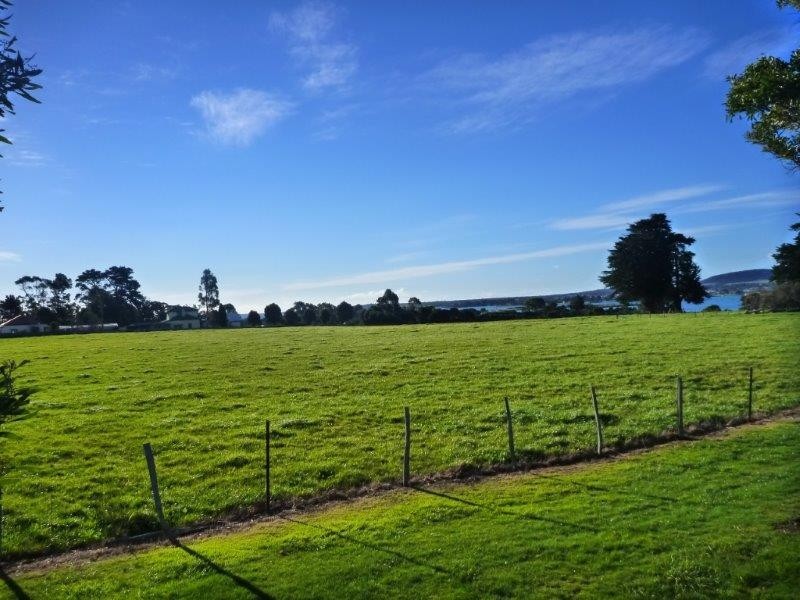 247 Bevic Road, Clarence Point TAS 7270