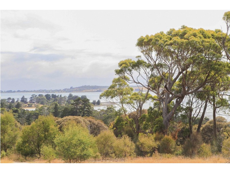 1078 Greens Beach Road, Clarence Point TAS 7270