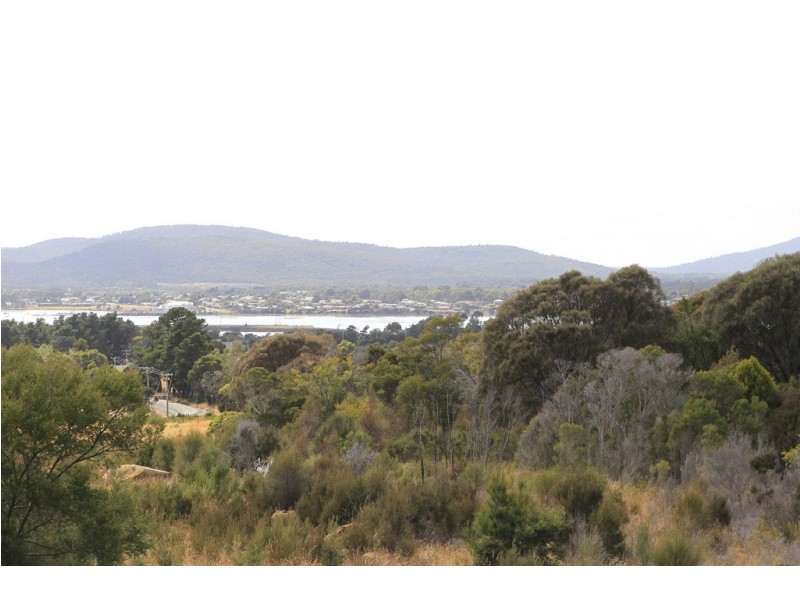 1078 Greens Beach Road, Clarence Point TAS 7270